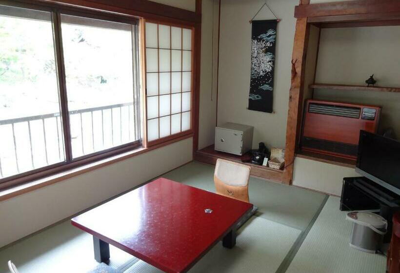 이코노미 룸 공용욕실, Takaragawa Onsen Ousenkaku