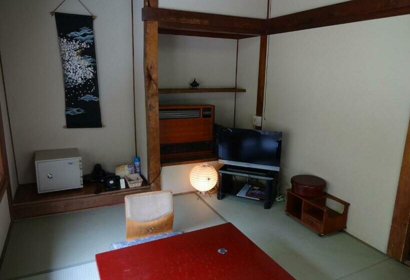 이코노미 룸 공용욕실, Takaragawa Onsen Ousenkaku