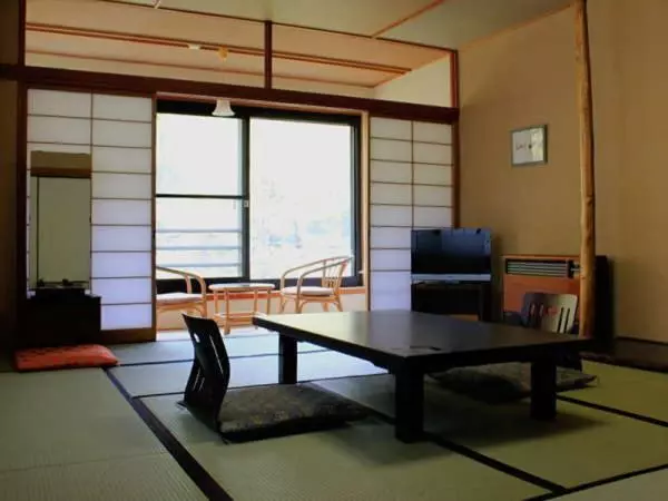 Deluxe room with river view, Takaragawa Onsen Ousenkaku