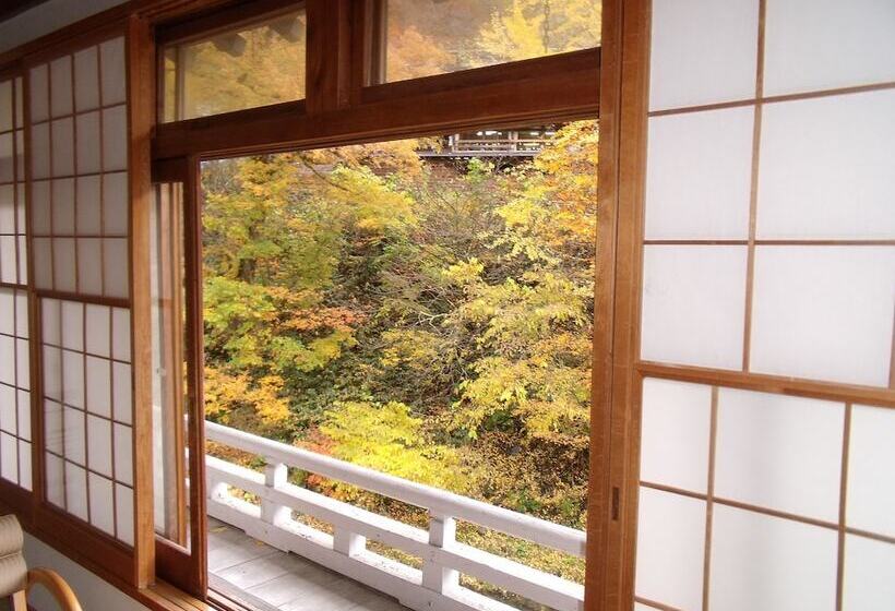 스탠다드 룸 강 전망, Takaragawa Onsen Ousenkaku