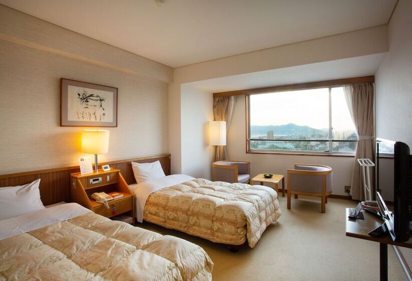 غرفة قياسية, Takuboku Tei