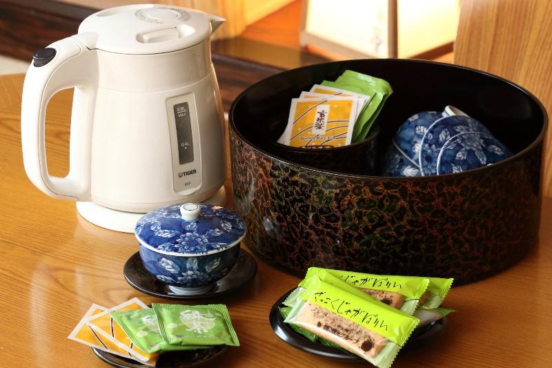 غرفة قياسية, Takuboku Tei