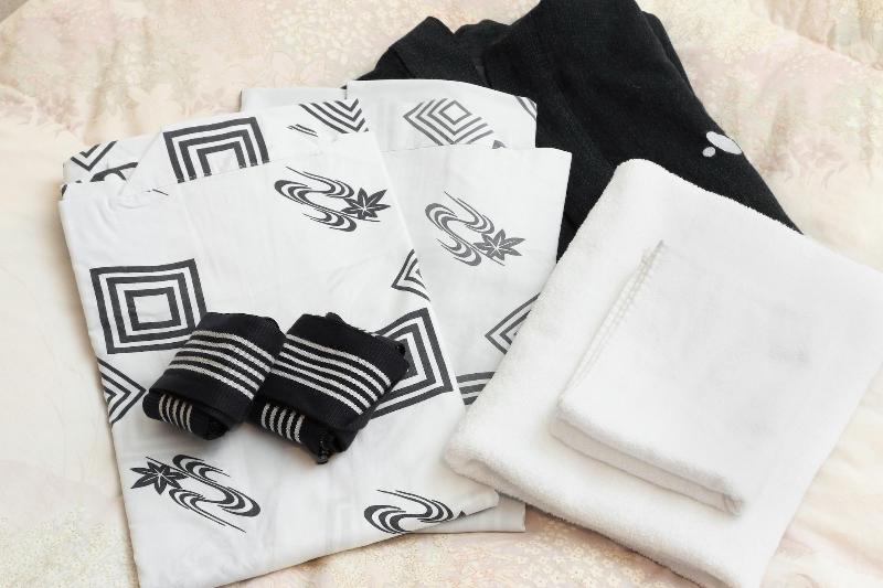 غرفة قياسية, Takuboku Tei