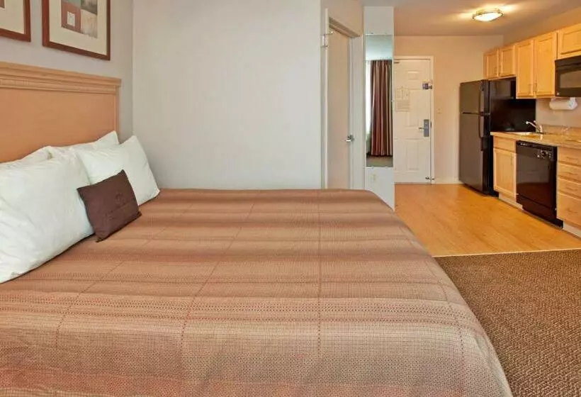 スイート, Candlewood Suites Junction City   Ft. Riley, An Ihg