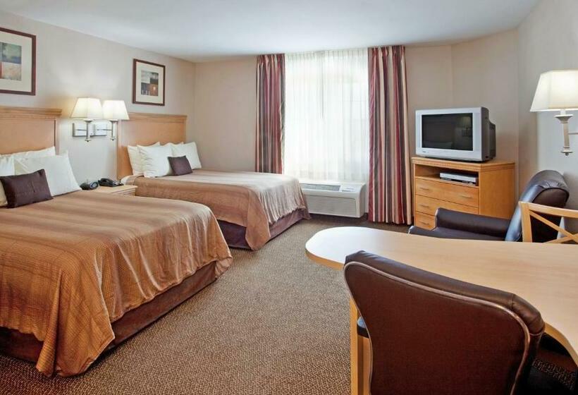 Люкс, Candlewood Suites Junction City   Ft. Riley, An Ihg