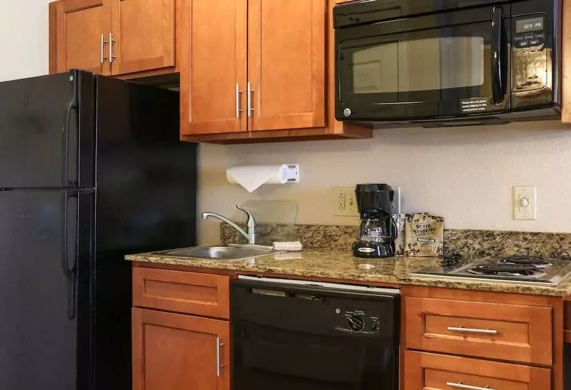 身障者適用スイートルーム, Candlewood Suites Slidell Northshore, An Ihg