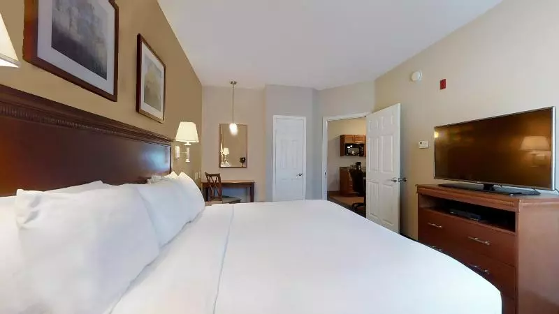 キングサイズベッドのスイートルーム, Candlewood Suites Slidell Northshore, An Ihg