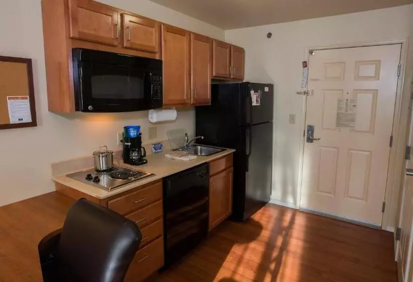 身障者適用スタンダードルーム, Candlewood Suites Springfield, An Ihg