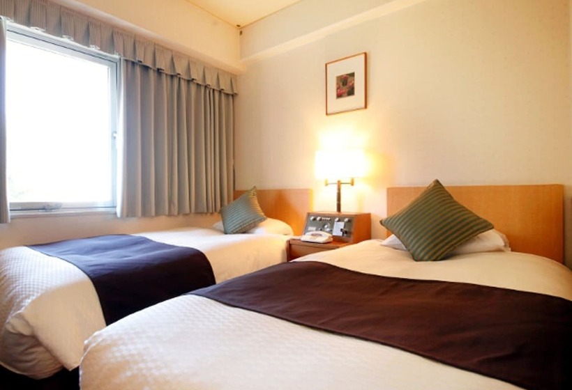 Quarto Estandar, Central