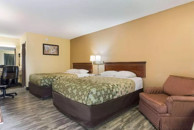 スタンダードスタジオ, Hampton Inn & Suites Reno