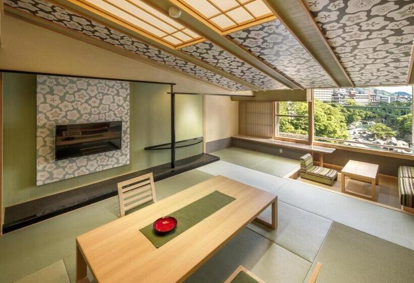 غرفة قياسية مطلّة علي النهر, Kinugawa Plaza