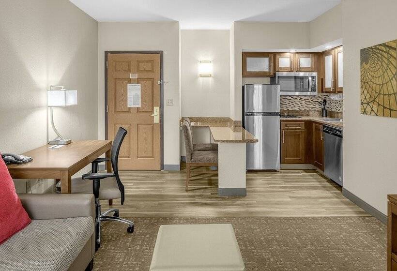 Suite, Staybridge Suites Chattanooga Hamilton Place, An Ihg