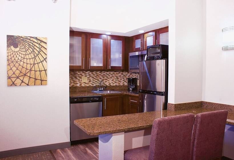 سوییت, Staybridge Suites Chattanooga Hamilton Place, An Ihg