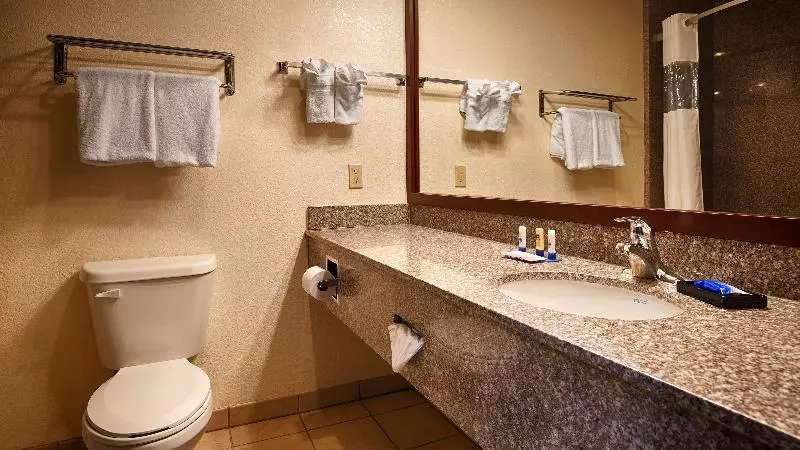 デラックススイート, Staybridge Suites Hot Springs, An Ihg