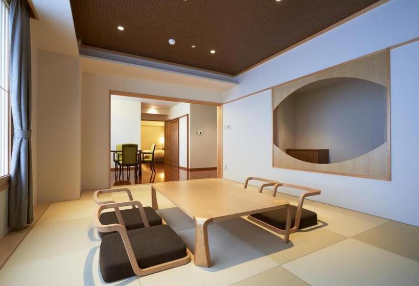 Семейный Номер, Tendo