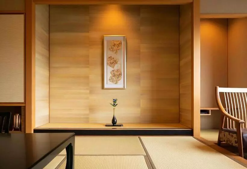 スーペリアールーム, Awaji Yumesenkei