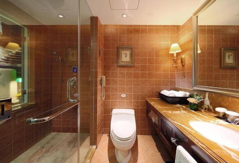 חדר דלוקס,מיטת קינג עם נוף לעיר, City Hotel Xiamen Free Welcome Fruits