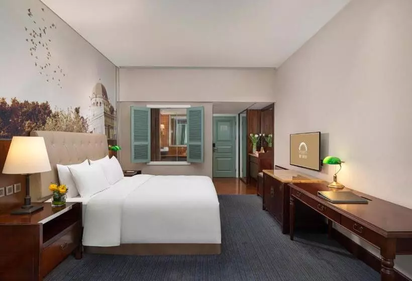 キングサイズベッド、シティビューデラックスルーム, City Hotel Xiamen Free Welcome Fruits