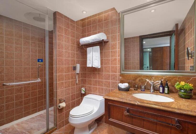 חדר דחוקס עם מיטת קינג, City Hotel Xiamen Free Welcome Fruits