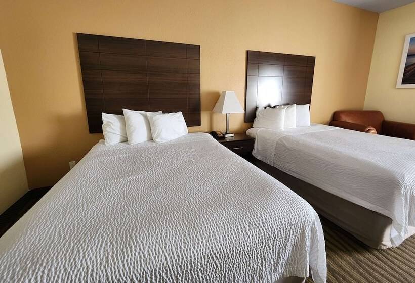 Номер бизнес-класса, Days Inn & Suites By Wyndham Pasadena
