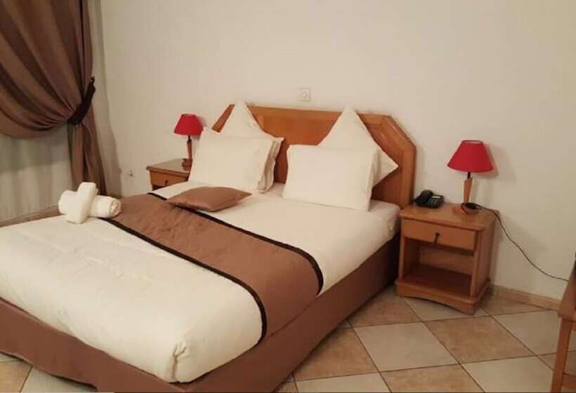 سوییت جونیور, El Biar