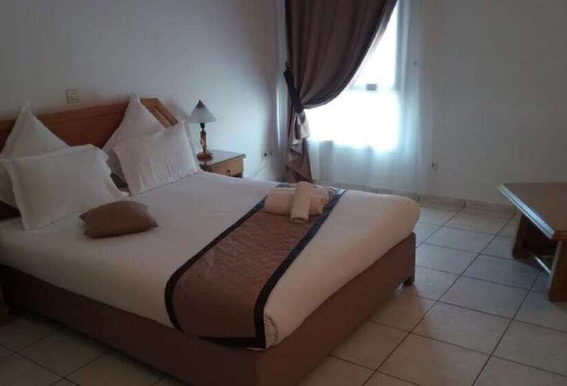 سوییت جونیور, El Biar