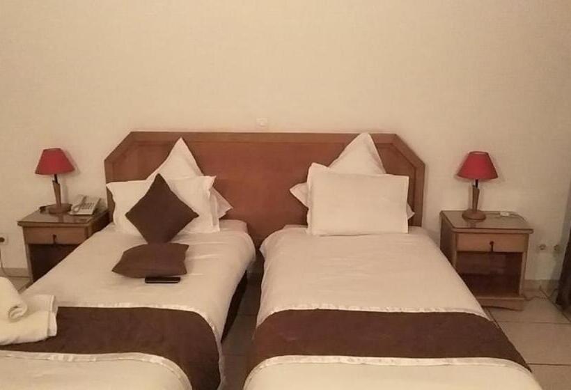 اتاق استاندارد, El Biar