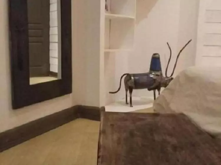 سوییت خانوادگی, Hôtel Restaurant La Ribaudière