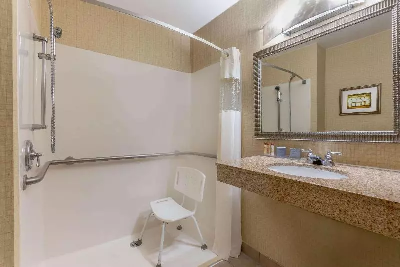 اتاق لوکس, Mega View Hotel Kuantan