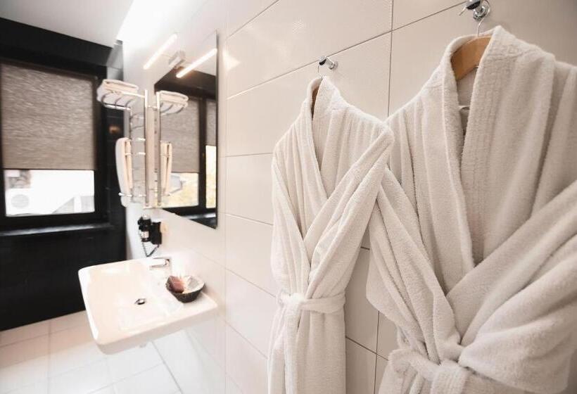 バルコニー付スイート, Sofia