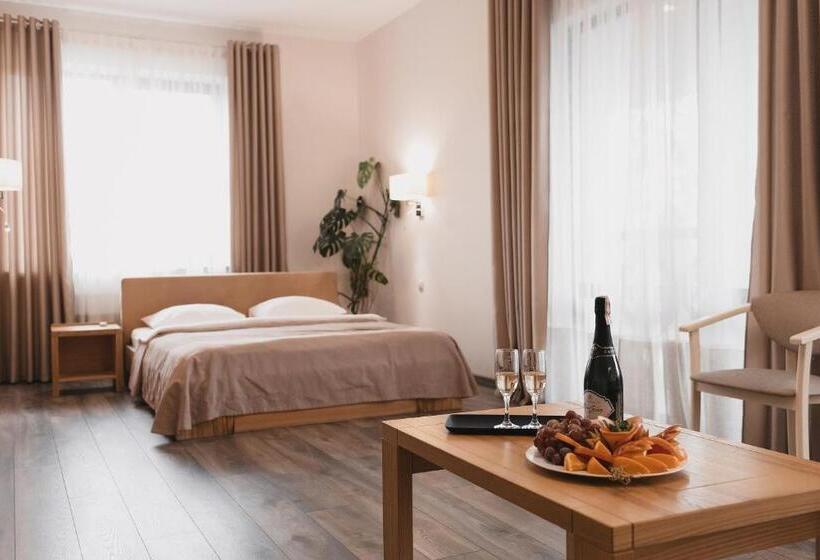 バルコニー付スイート, Sofia