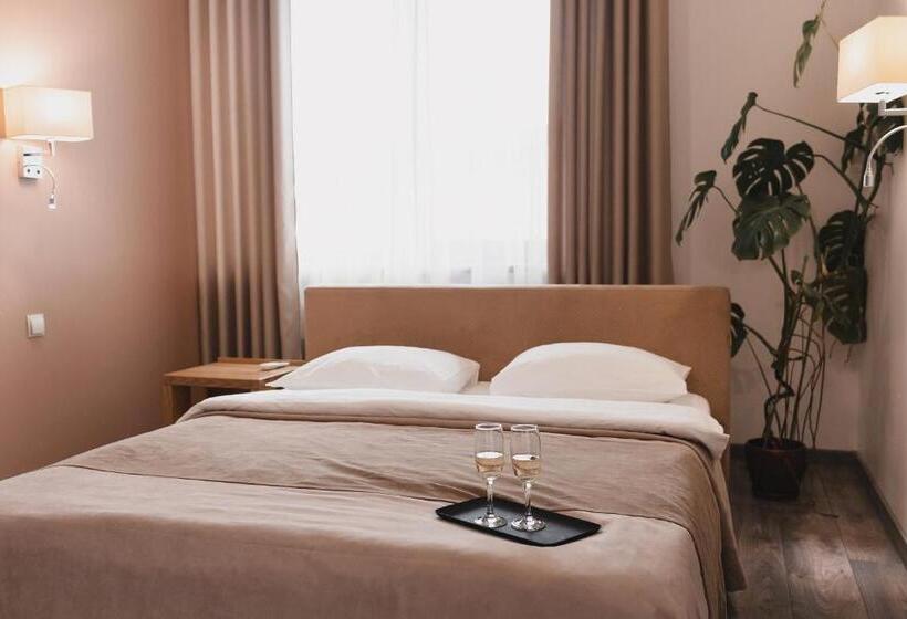 バルコニー付スイート, Sofia