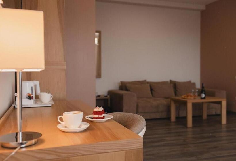 バルコニー付スイート, Sofia