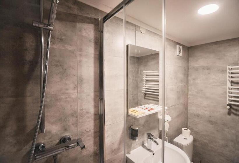 テラス付スイート, Sofia