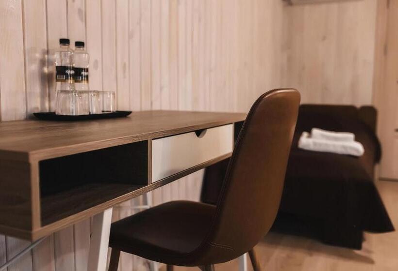 ファミリールーム, Sofia