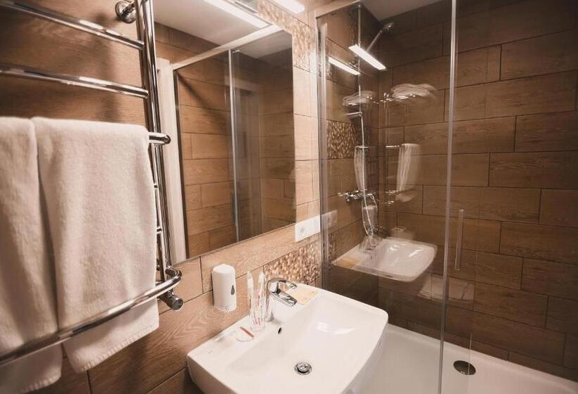 プールビュージュニアスイート, Sofia