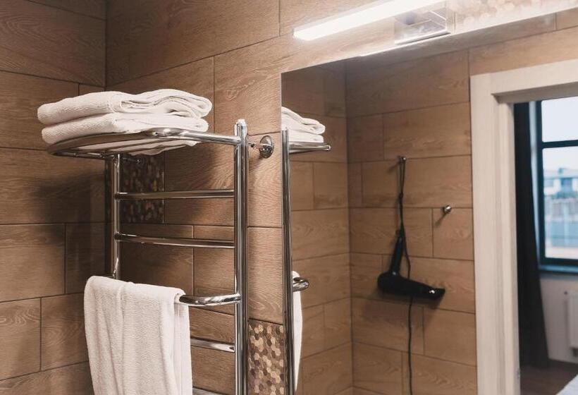 プールビュージュニアスイート, Sofia