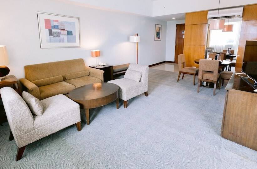 스위트, Sotogrande Hotel And Resort