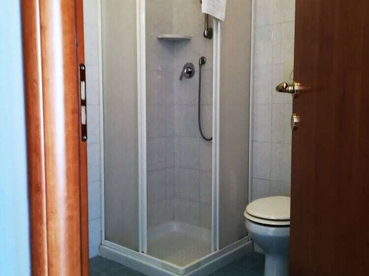 غرفة قياسية ثلاثية, Sport Village La Badia