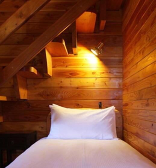 شقة 3 غرف, The Powderhorn Chateau