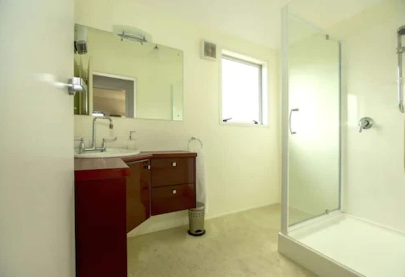 شاليه غرفة نوم واحدة, The Powderhorn Chateau