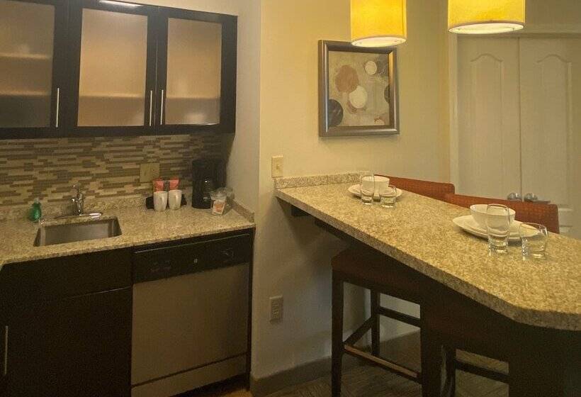 Люкс 2 Спальни, Staybridge Suites Syracuse Liverpool, An Ihg