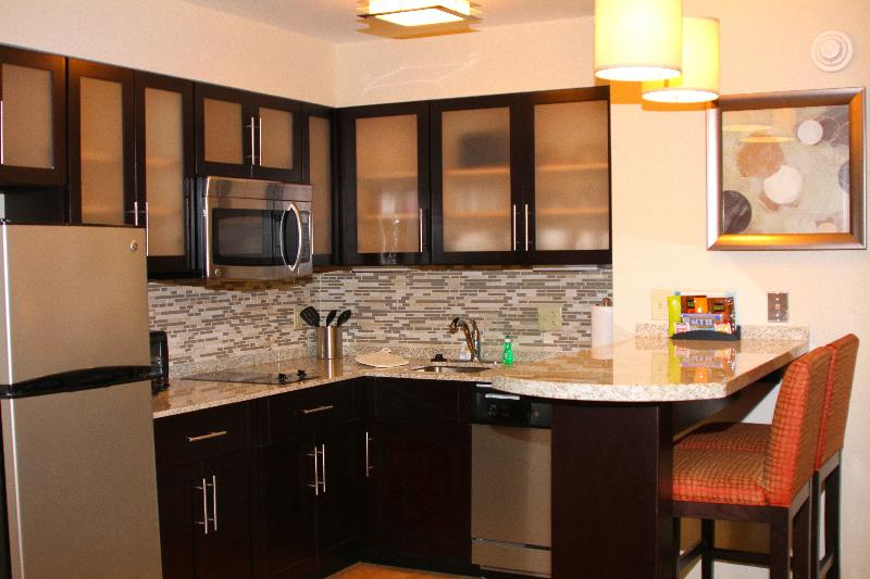 Люкс, Staybridge Suites Syracuse Liverpool, An Ihg