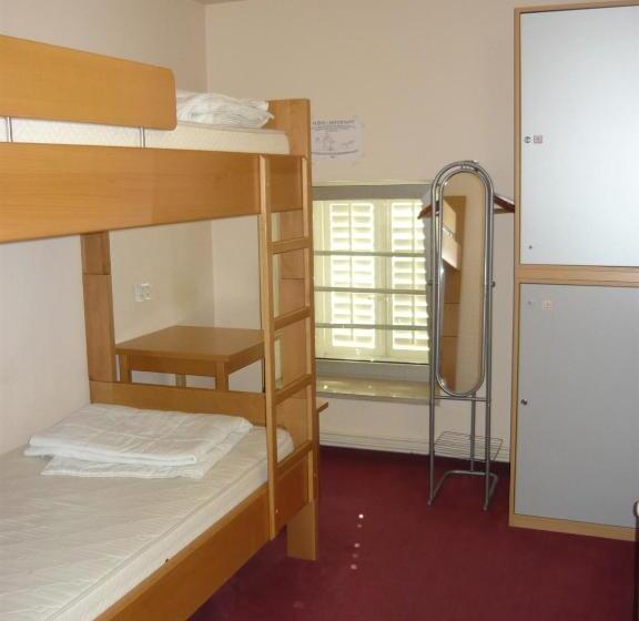 Номер Стандарт, Hi Hostel Rijeka