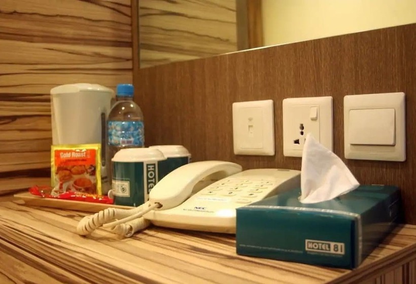 اتاق سوپریور, 81 Osaka