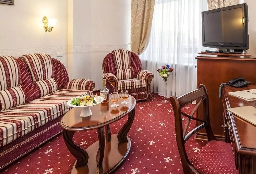 اتاق لوکس, Kyiv