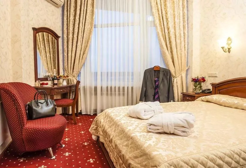 اتاق لوکس, Kyiv