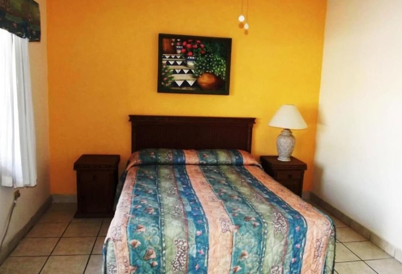 スタンダードルーム, La Hacienda De La Langosta Roja