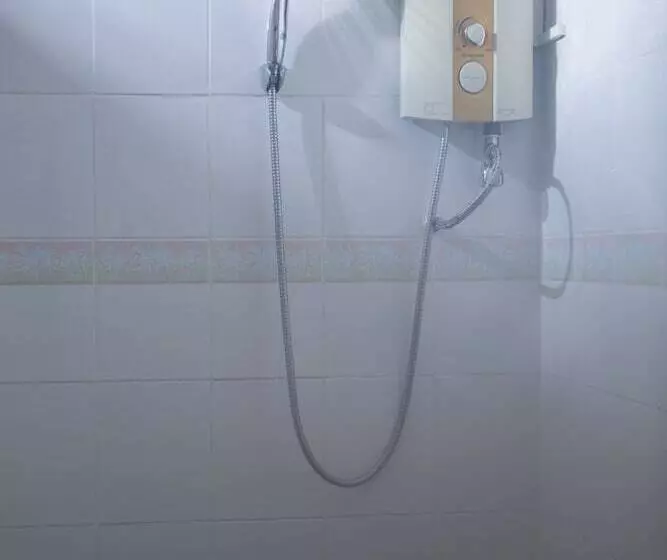 スタンダードシングルルーム, Malinamphu