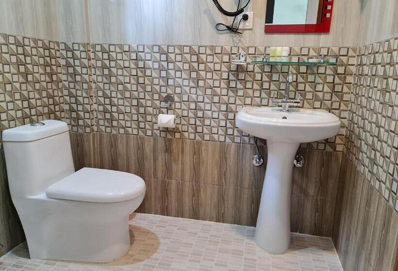 اتاق استاندارد, Middle Path & Spa